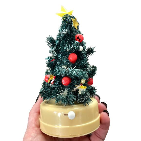 Vintage Winking Christmas Tree Merry Lite Lantern Hong Kong Lighted Works READ - Picture 5 of 16